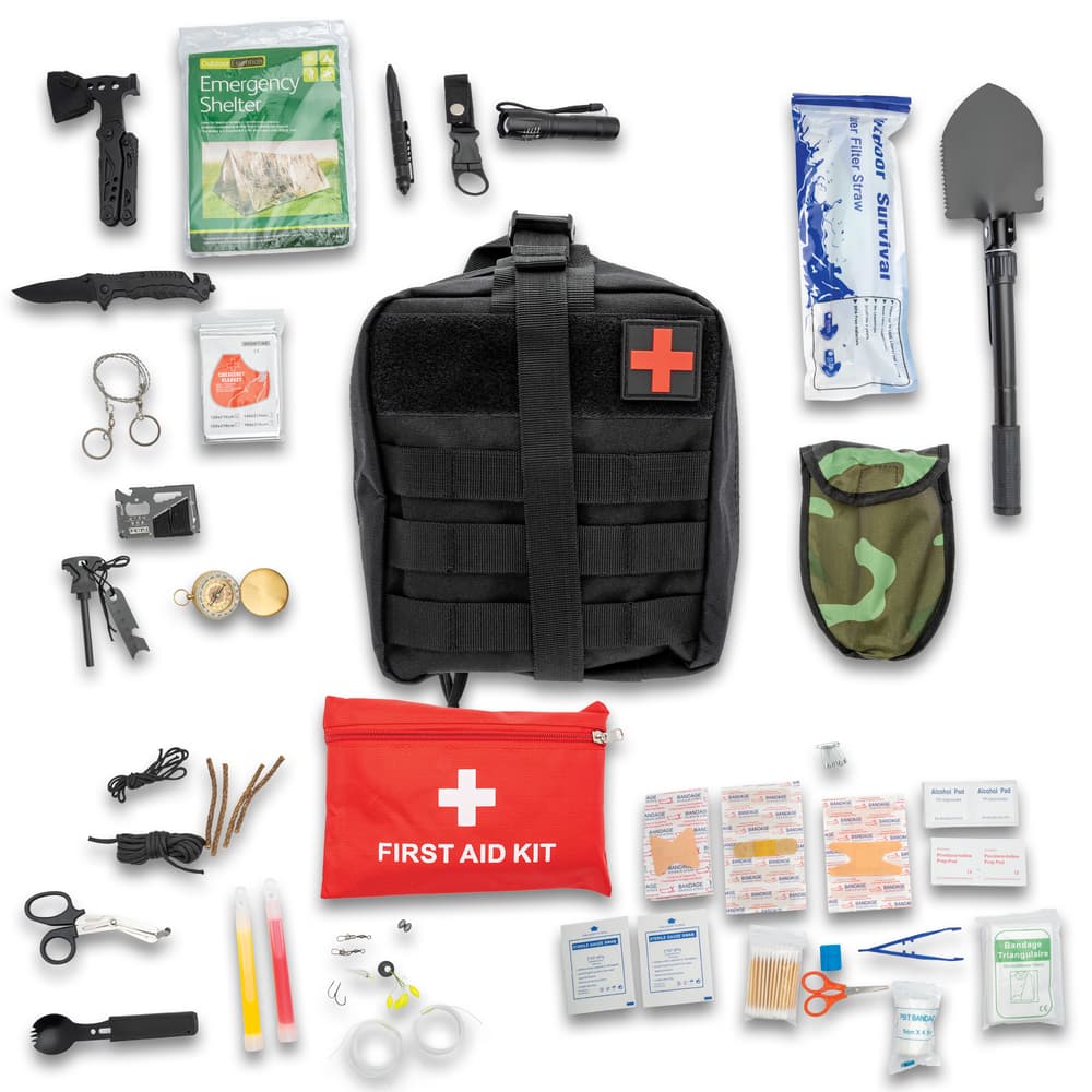 Adventue Ready Pro Kit in black and its contents. image number 0
